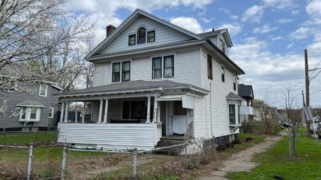 Memphis-area house a homeowner is selling as-is for cash (vacant or abandoned)